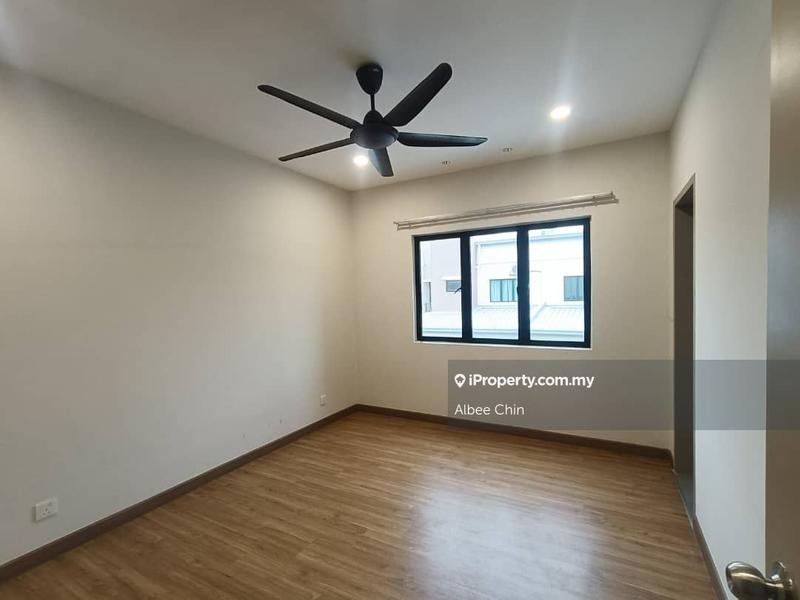 Rumah Bandar untuk Dijual di Elegan Residensi, Puchong oleh Albee Chin - iProperty.com.my