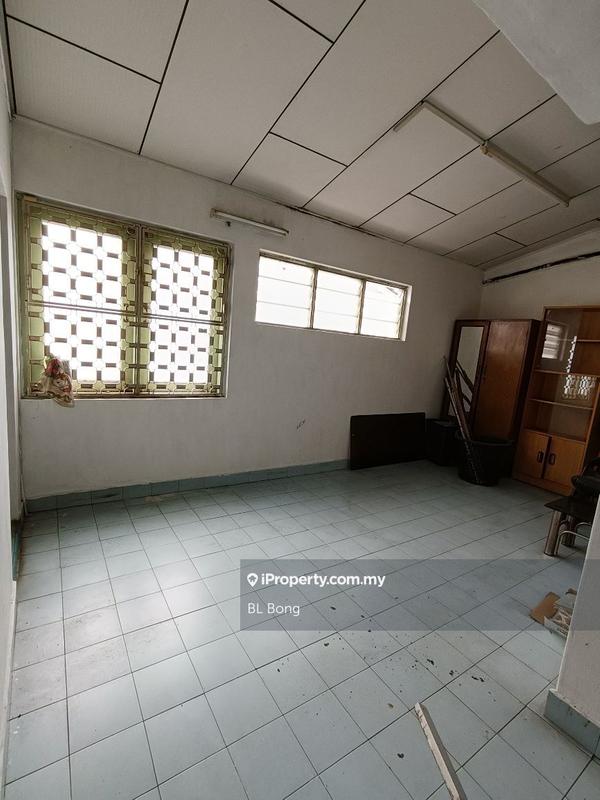 Rumah Teres 2-Tingkat untuk Dijual di Ayer Keroh, Melaka oleh BL Bong - iProperty.com.my