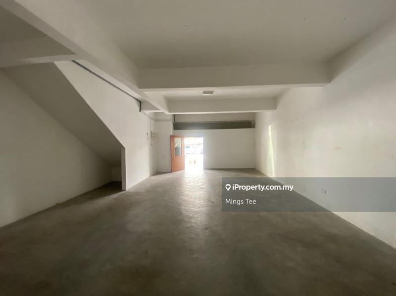 Kedai untuk Disewa di Taman Equine, Seri Kembangan oleh Mings Tee - iProperty.com.my