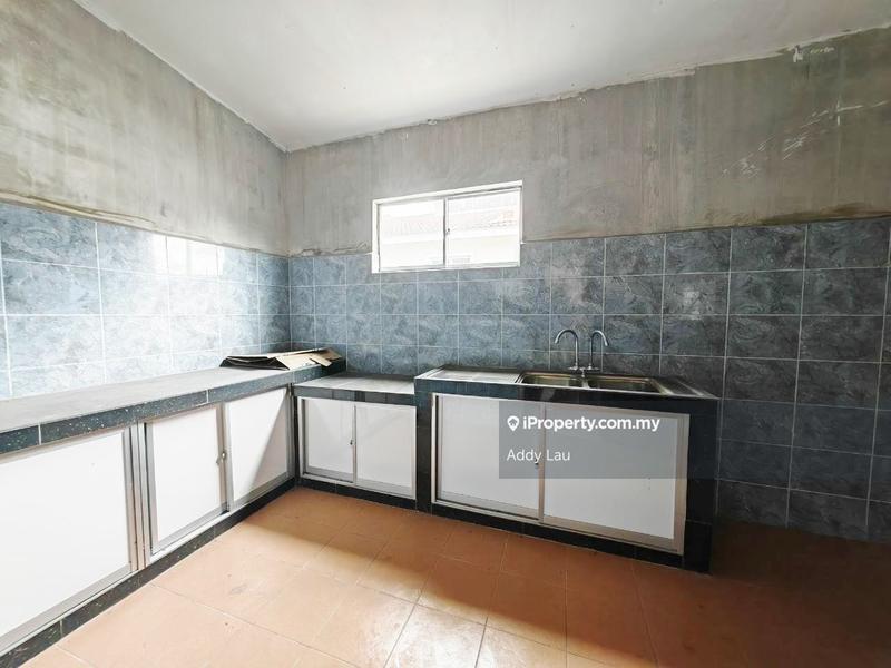 Rumah Berkembar untuk Dijual di Taman Saujana, Kluang oleh Addy Lau - iProperty.com.my
