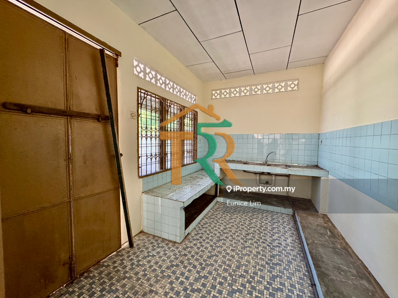 Semi-Detached House for Sale in Taman Tanjung, Muar by Eunice Lim - iProperty.com.my