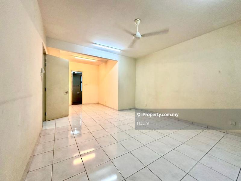 Townhouse for Sale in Bandar Tun Hussein Onn, Cheras by HJLim - iProperty.com.my