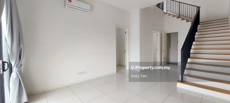 Rumah Berkembar untuk Dijual di Bandar Sungai Long, Selangor oleh Kelly Yan Kai Lit - iProperty.com.my
