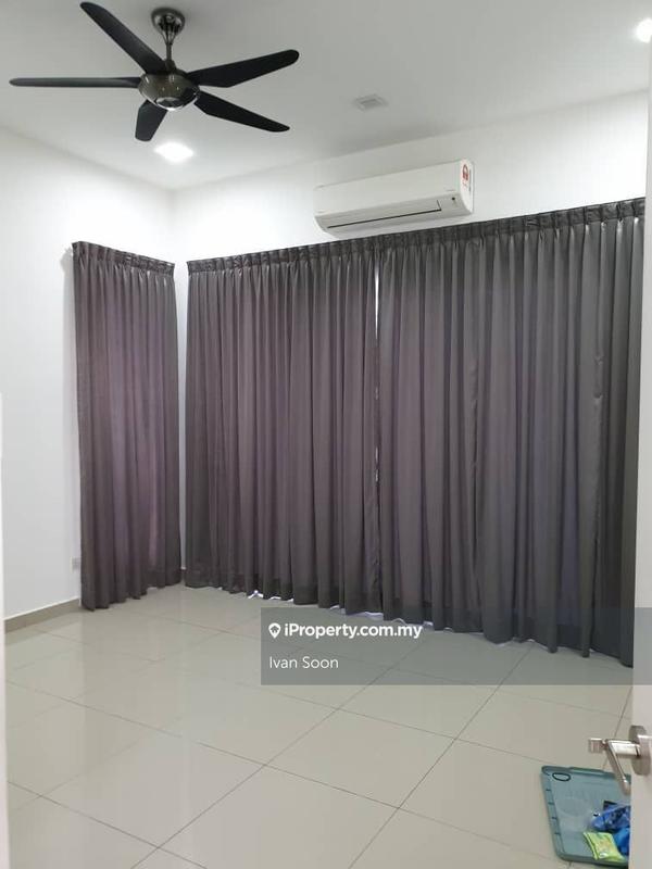 Rumah Berkembar untuk Disewa di Setia Utama, Setia Alam oleh Ivan Soon - iProperty.com.my