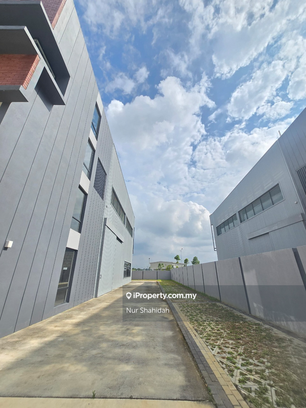 Semi-D Kilang untuk Dijual di Elmina, Shah Alam oleh Nur Shahidah - iProperty.com.my