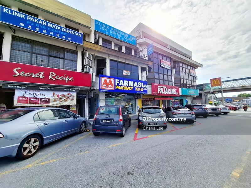 Kedai untuk Dijual di Seksyen 1, Petaling Jaya oleh Charis Lee - iProperty.com.my