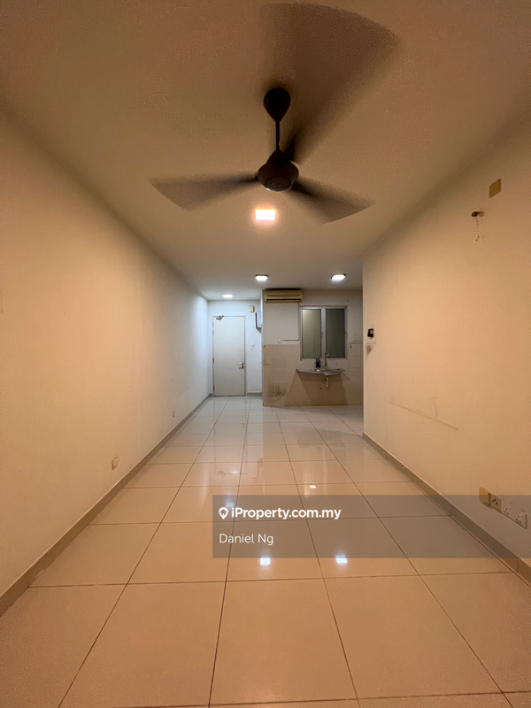Service Residence for Rent in Maxim Residences by Daniel Ng - iProperty.com.my