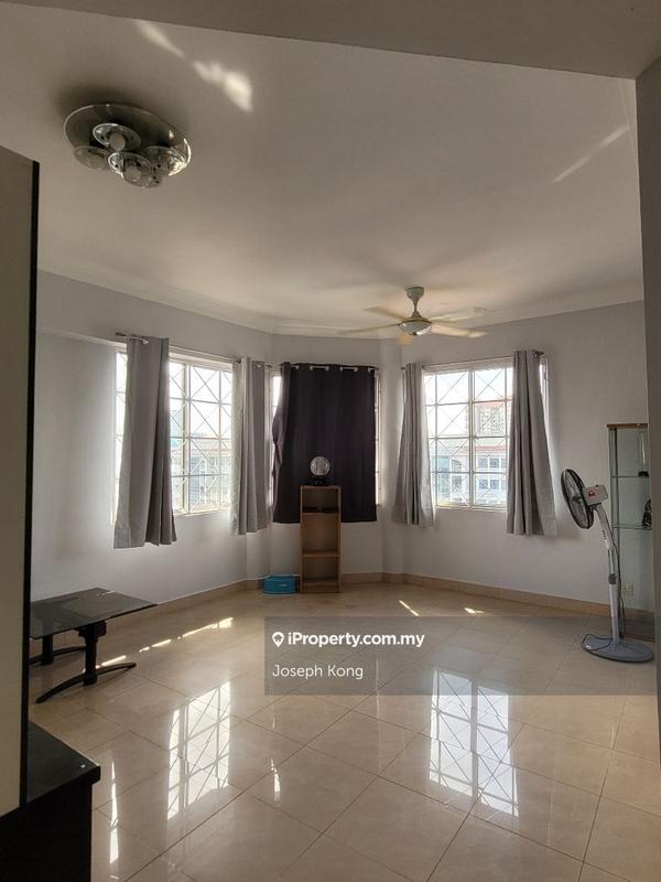 For Sale - Kelana D'Putera