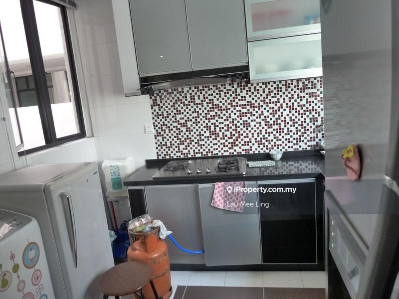 Condominium for Sale in Papillon Desahill Condominium by Lau Mee Ling - iProperty.com.my