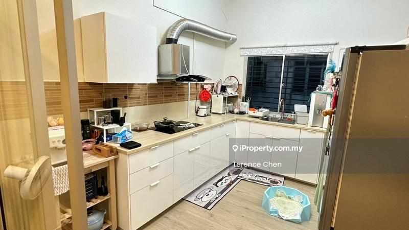 Rumah Bandar untuk Dijual di Taman Tasik Puchong, Puchong oleh Terence Chen - Kitchen - iProperty.com.my