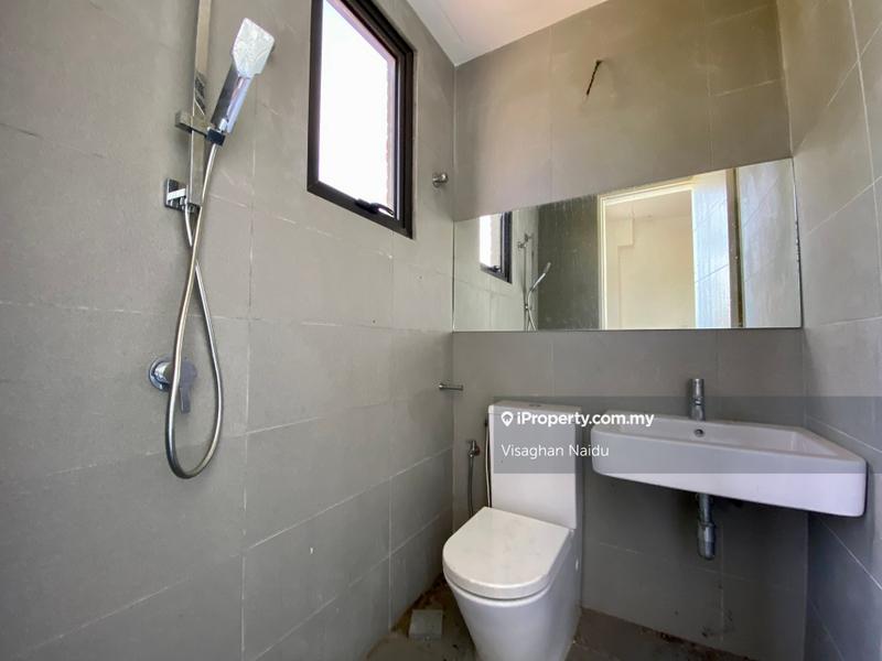 3.5-storey Terraced House for Sale in Fields of Gold Villa Senja Rawang, Rawang by Visaghan Naidu - iProperty.com.my