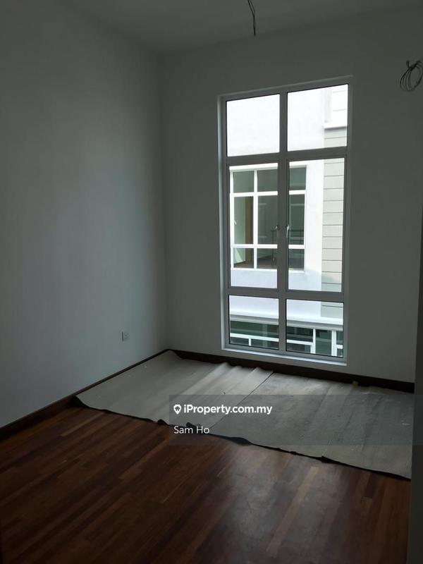 Rumah Berkembar untuk Dijual di Kota Kemuning, Shah Alam oleh Sam Ho - iProperty.com.my