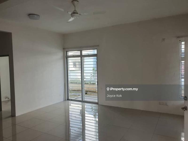 Rumah Berkembar untuk Dijual di Tanjung Dua Belas, Jenjarom oleh Joyce Kok - iProperty.com.my