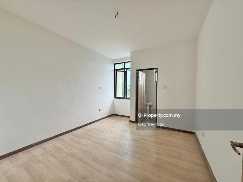 Rumah Teres untuk Dijual di City Garden, Samarahan oleh Geoffrey Ngo - iProperty.com.my