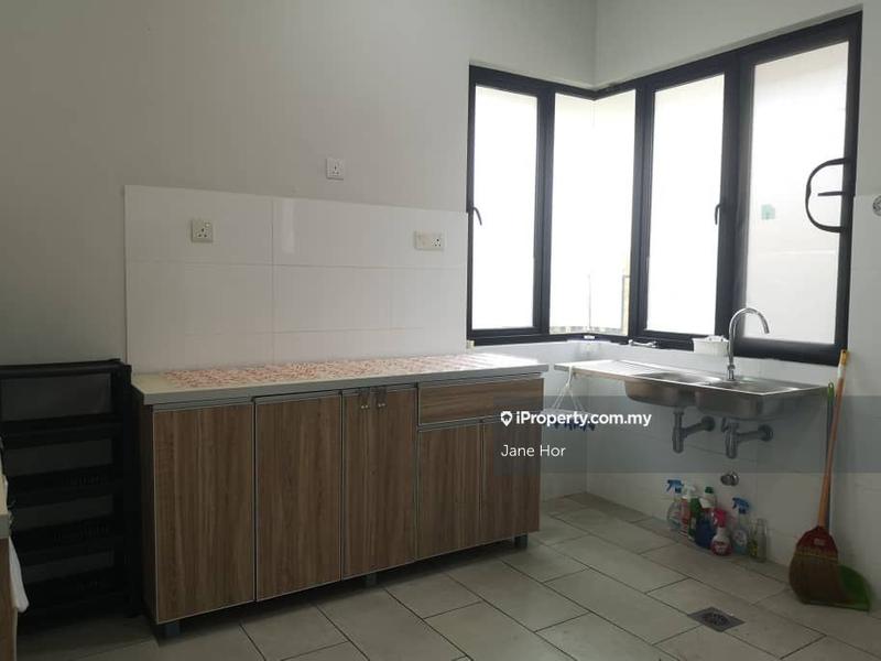 Rumah Berangkai 3 Tingkat untuk Dijual di 16 Sierra, Puchong oleh Jane Hor - iProperty.com.my