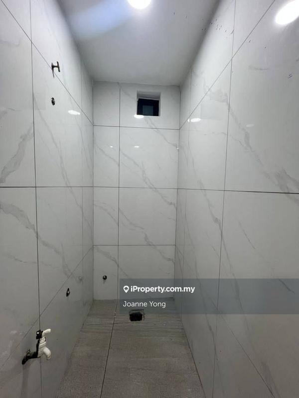 Rumah Berkembar untuk Dijual di Taman Bunga Ros, Tebrau oleh Joanne Yong - iProperty.com.my