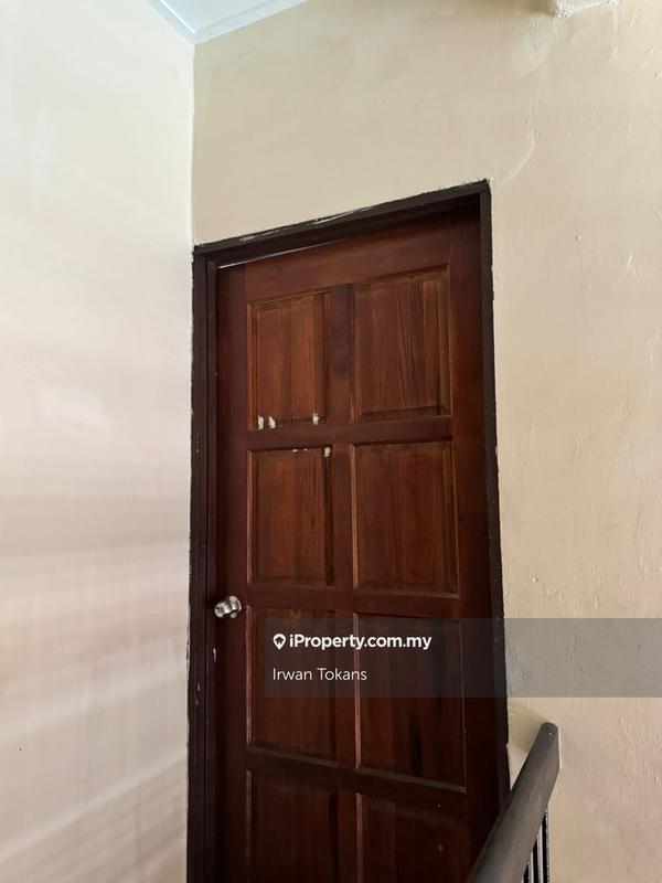 Rumah Berkembar untuk Dijual di Taman Desa Seroja, Kajang oleh Irwan Tokans - iProperty.com.my
