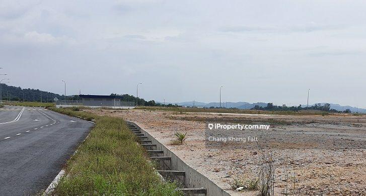 Tanah Perindustrian untuk Dijual di Batu Arang Industrial Land, Batu Arang, Ijok, Batu Arang oleh Chang Kheng Fatt - iProperty.com.my