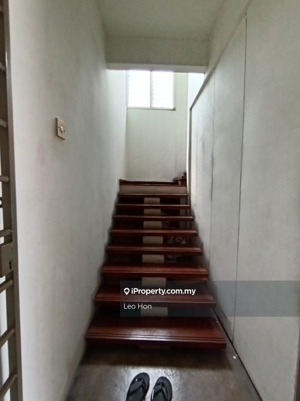 Bungalow House untuk Dijual di Seksyen 12, Petaling Jaya oleh Leo Hon - iProperty.com.my