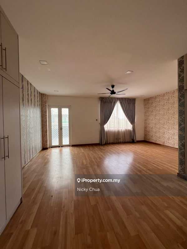 Banglo untuk Dijual di Nuri Indah 3 Storey Biggest Bungalow （Rasah Jaya）, Seremban oleh Nicky Chua - iProperty.com.my