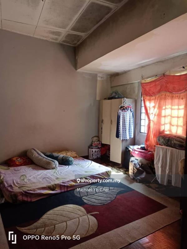Flat for Sale in Taman Putra Perdana by Michael Yb Chai - iProperty.com.my