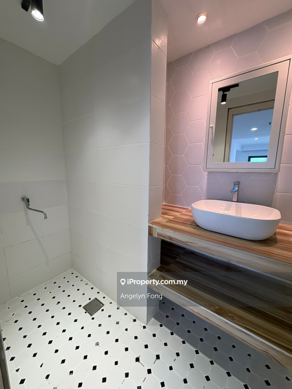 For Sale - i-Zen @ Kiara 2