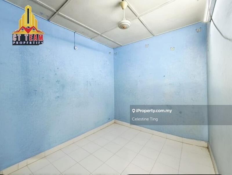 Rumah Berangkai 1 Tingkat untuk Dijual di [F. LoanI Facing OpenI22x70] 1 Sty Tmn Sri Jelok, Semenyih oleh Celestine Ting - iProperty.com.my