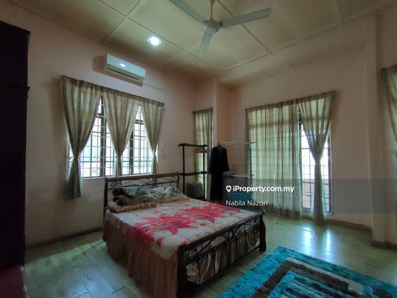 Banglo untuk Dijual di Pasir Hor, Kota Bharu oleh Nabila Nazori - iProperty.com.my