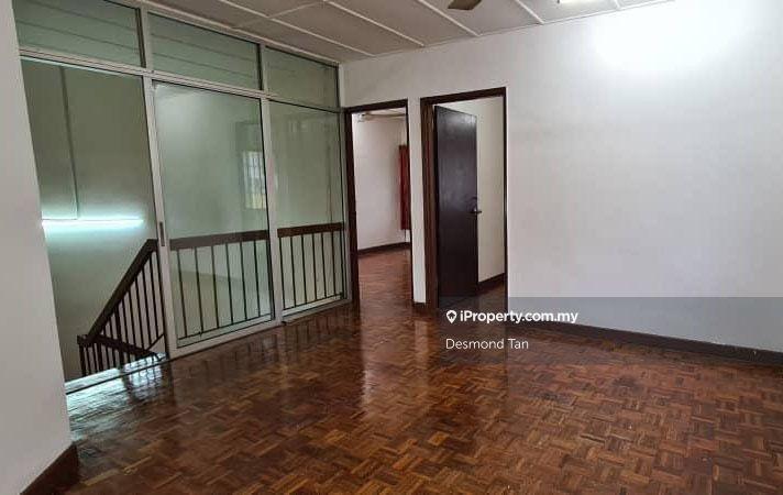 Rumah Teres 2-Tingkat untuk Dijual di Taman Mayang, Petaling Jaya oleh Desmond Tan - iProperty.com.my