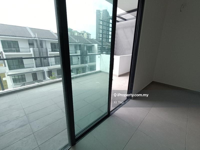 Rumah Berangkai 3 Tingkat untuk Disewa di Residensi Bukit Orkid (Orchid Hills), Cheras oleh Kt Yap - iProperty.com.my