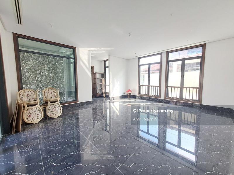 Bungalow House for Sale in Bukit Jelutong, Shah Alam by Amril Najmin - iProperty.com.my