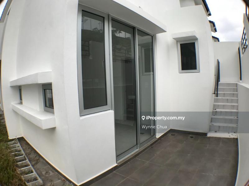 Rumah Berangkai 2 Tingkat untuk Dijual di Kota Emerald, Rawang oleh Wynne Chua - iProperty.com.my