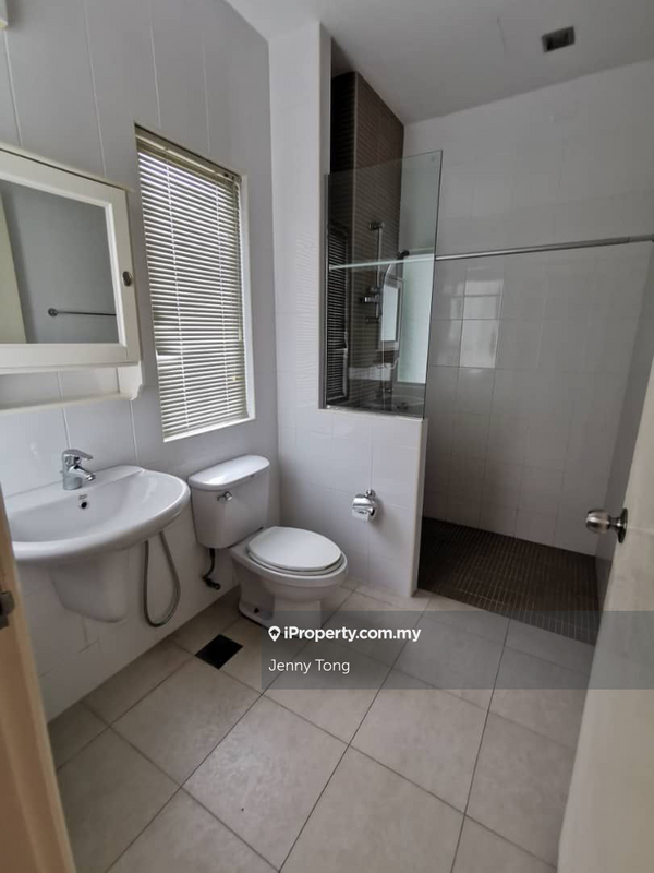 Bungalow House for Sale in Valencia, Sungai Buloh by Jenny Tong - iProperty.com.my