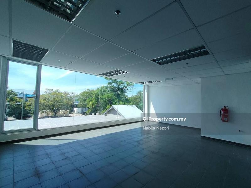 Warehouse for Rent in Padang Tembak, Pengkalan Chepa by Nabila Nazori - iProperty.com.my