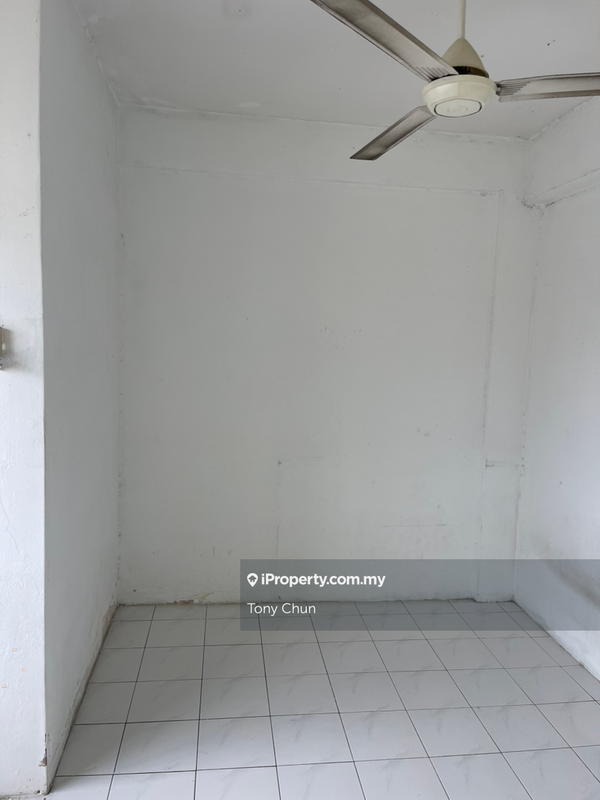 Apartment for Sale in Putra Ria Apartment by Tony Chun - iProperty.com.my