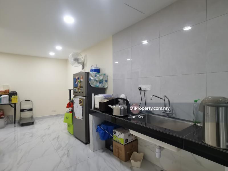 Rumah Berangkai 2 Tingkat untuk Dijual di Bandar Baru Sri Petaling, Sri Petaling oleh Jun Kee - iProperty.com.my