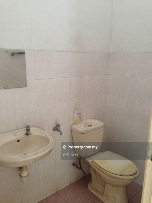 Rumah Teres 2-Tingkat untuk Dijual di TAMAN PUCHONG UTAMA, Puchong oleh Sk Chong - iProperty.com.my