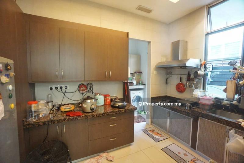 Bungalow House for Sale in Seksyen U1, Glenmarie by Lai Yk - iProperty.com.my