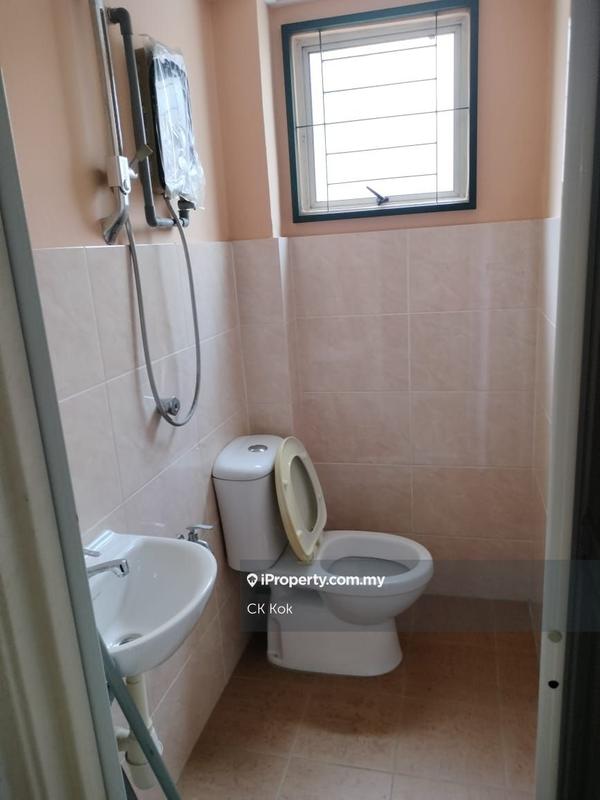 Kondominium untuk Dijual di Bungaraya Condominium oleh Ivan Kok - iProperty.com.my