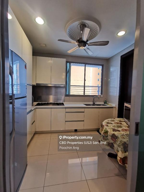 Condominium for Sale in Hampshire Residences by Poochin Ang - iProperty.com.my