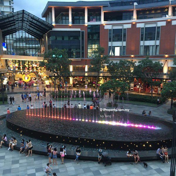 For Sale - Plaza Arkadia