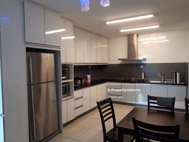 Kediaman Servis untuk Dijual di Setia SKY Residences oleh Jessie Lee - iProperty.com.my