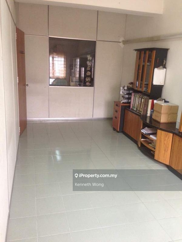 Office for Sale in Sunwaymas Commercial Centre, Petaling Jaya by Kenneth Wong - iProperty.com.my