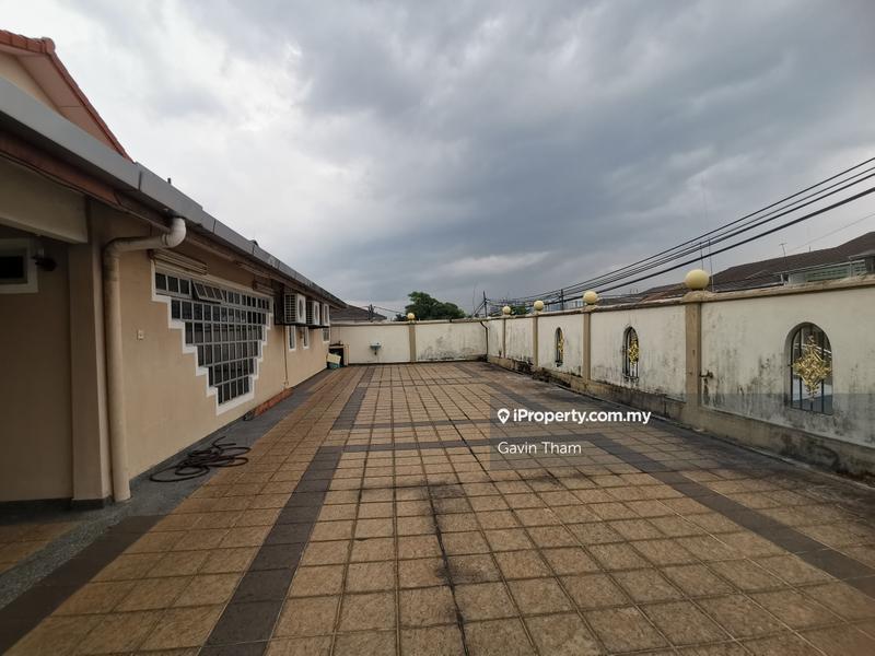 Bungalow House untuk Dijual di Taman Overseas Union (Taman Oug), Jalan Klang Lama (Old Klang Road) oleh Gavin Tham - iProperty.com.my