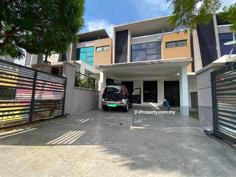 Rumah Teres 2-Tingkat untuk Dijual di Taman Cahaya Alam, Shah Alam oleh Zairi - iProperty.com.my