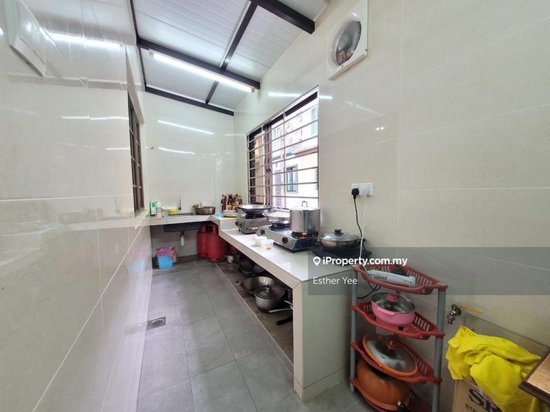 Rumah Teres 3-Tingkat untuk Dijual di Taman Dagang Permai, Ampang oleh Esther Yee - iProperty.com.my