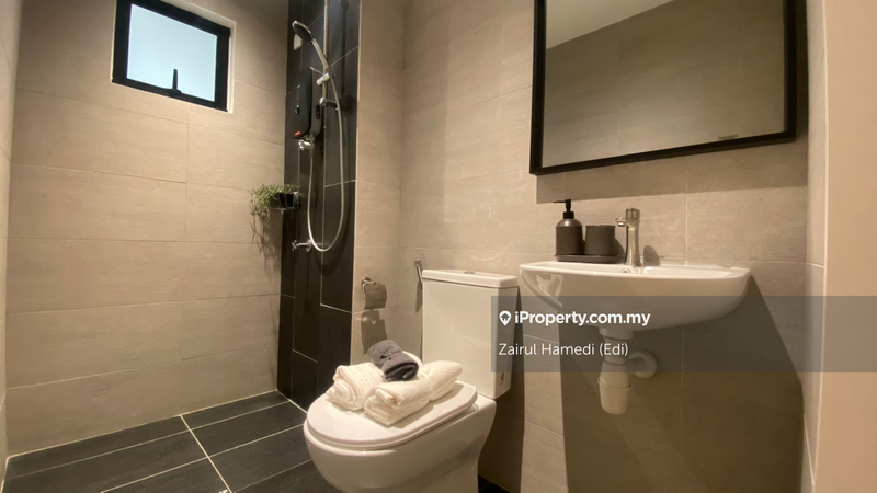 Kediaman Servis untuk Dijual di e.Sentral SmartCity oleh Zairul Hamedi (Edi) - iProperty.com.my