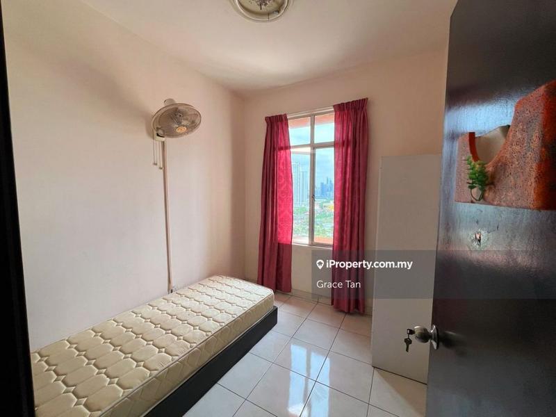 Kediaman Servis untuk Dijual di Diamond Regency oleh Grace Tan - iProperty.com.my