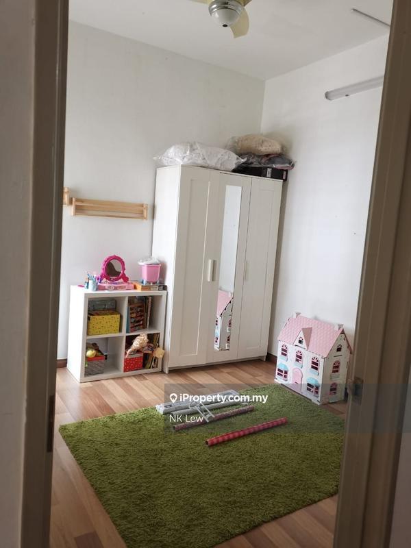 Kondominium untuk Dijual di Bayan Villa, Seri Kembangan oleh NK Lew - iProperty.com.my