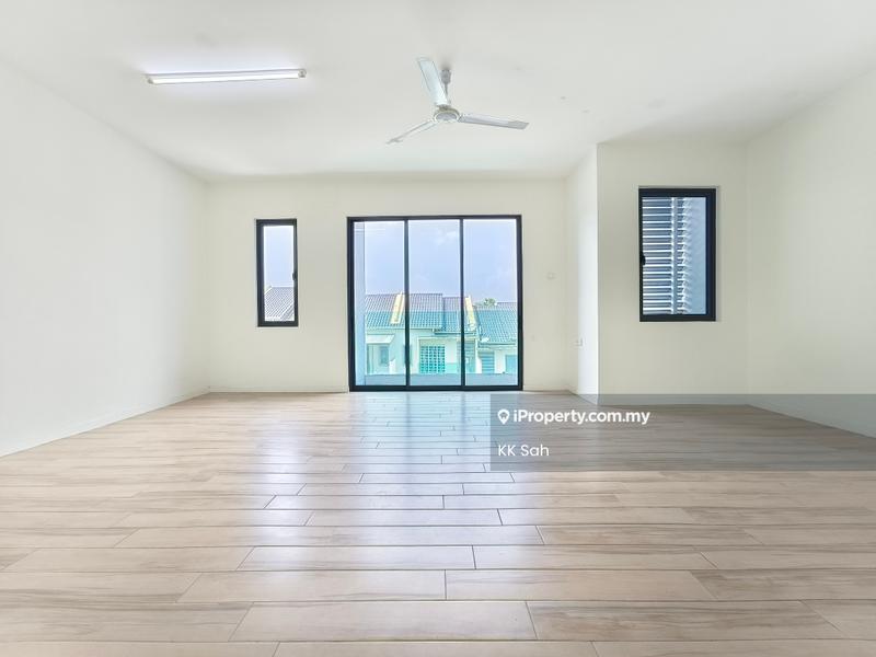 Rumah Berangkai 3 Tingkat untuk Dijual di Taman Seri Segar, Semenyih oleh KK Sah - iProperty.com.my